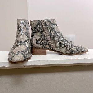 Lucky Brand Lenree Bootie